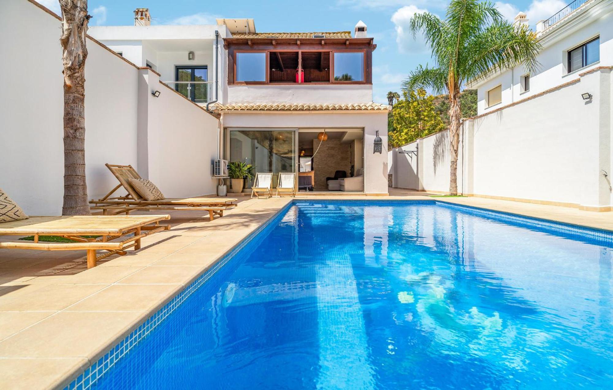 Casa De La Playa Benalmadena Villa ภายนอก รูปภาพ
